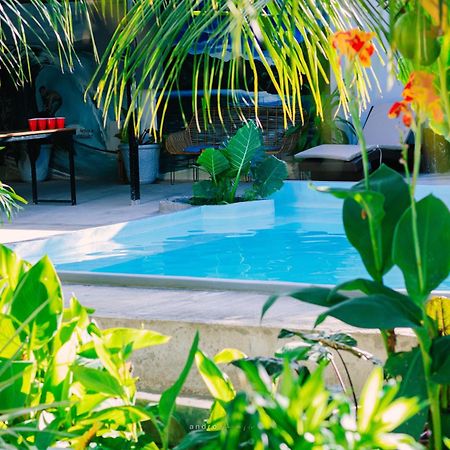 Ananas Guesthouse Moalboal Ngoại thất bức ảnh
