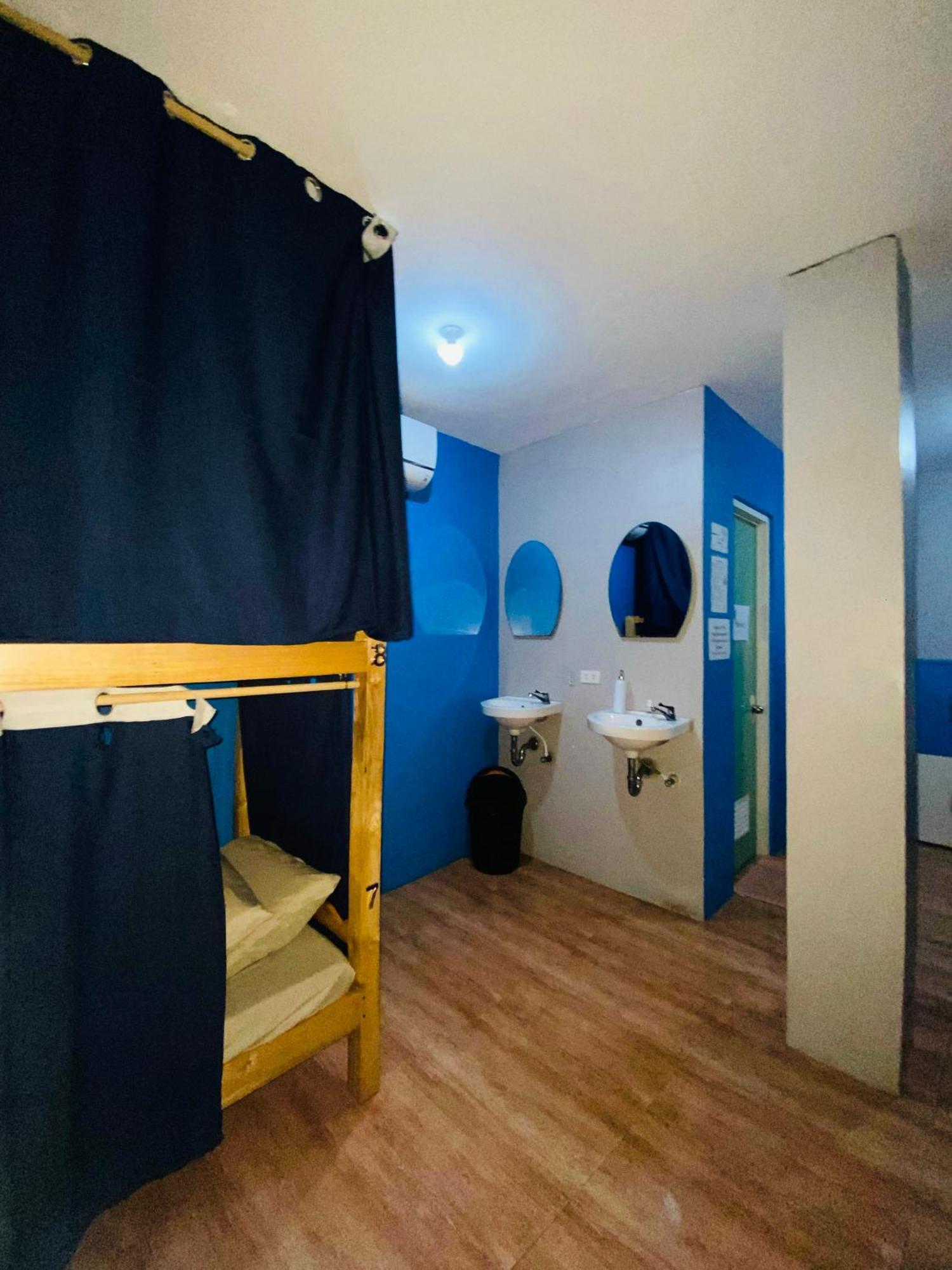 Ananas Guesthouse Moalboal Ngoại thất bức ảnh
