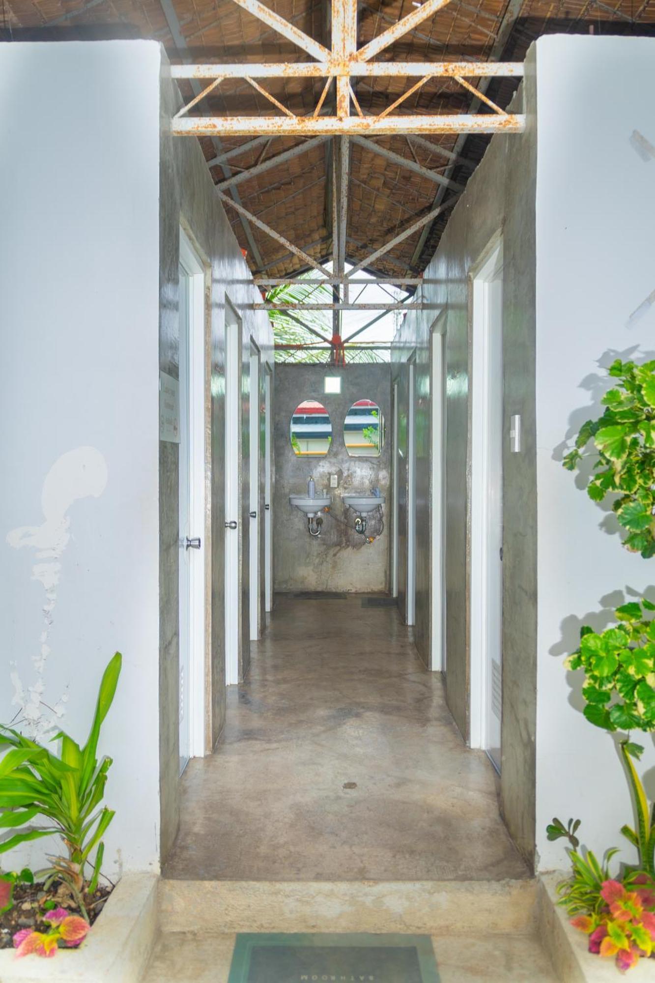 Ananas Guesthouse Moalboal Ngoại thất bức ảnh