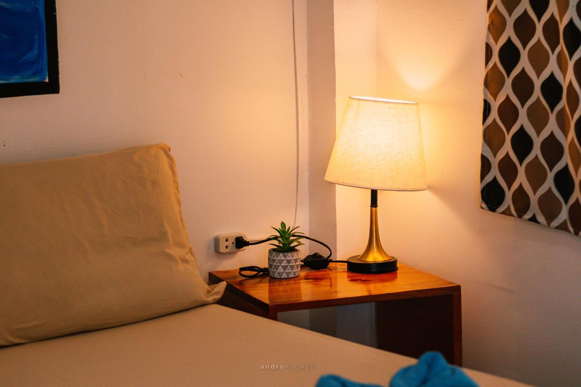 Ananas Guesthouse Moalboal Ngoại thất bức ảnh